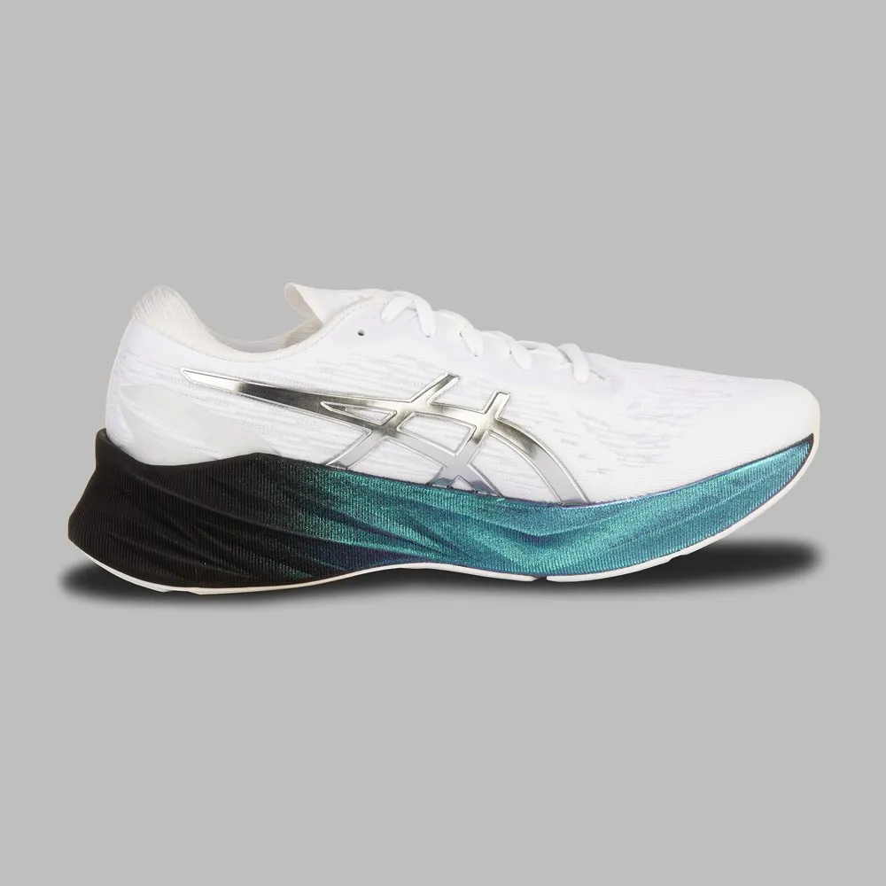Tenis Asics Novablast 3 Hombre